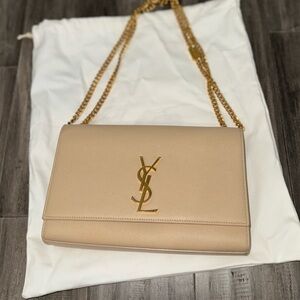 YSL KATE MEDIUM IN GRAIN DE POUDRE EMBOSSED LEATHER